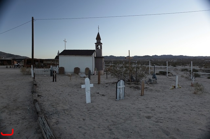 Graveyard-Chapel